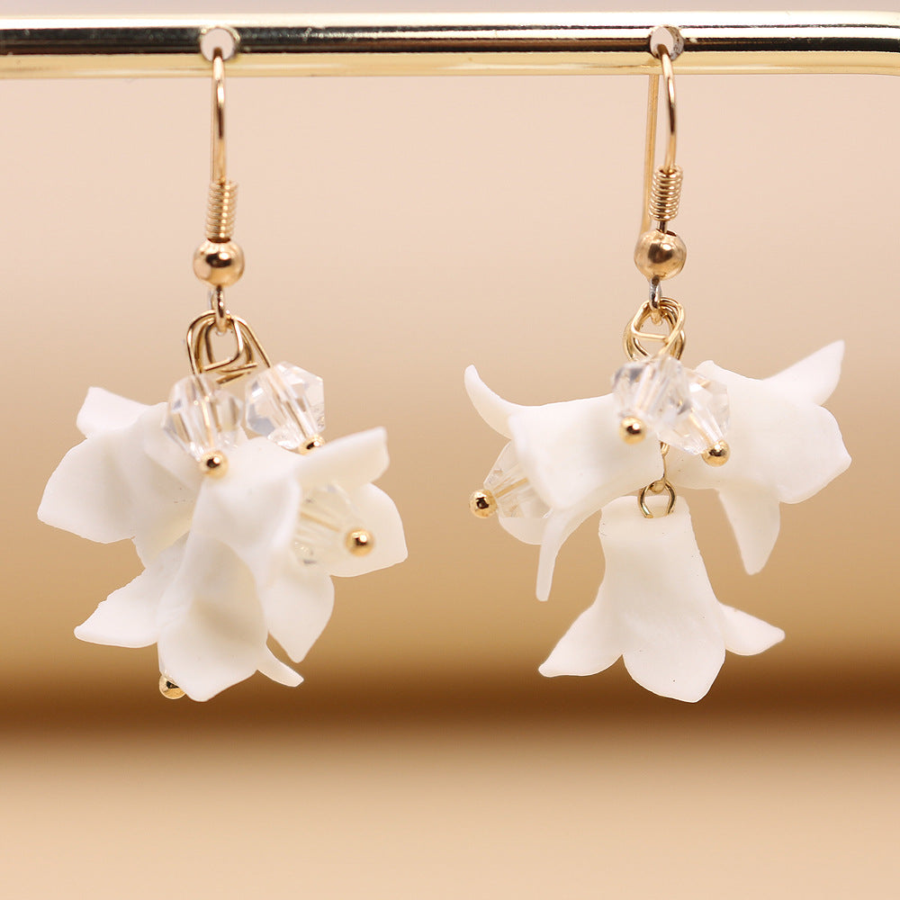 Handmade White Flower Earrings - Sugar & Eddie