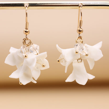 Handmade White Flower Earrings - Sugar & Eddie