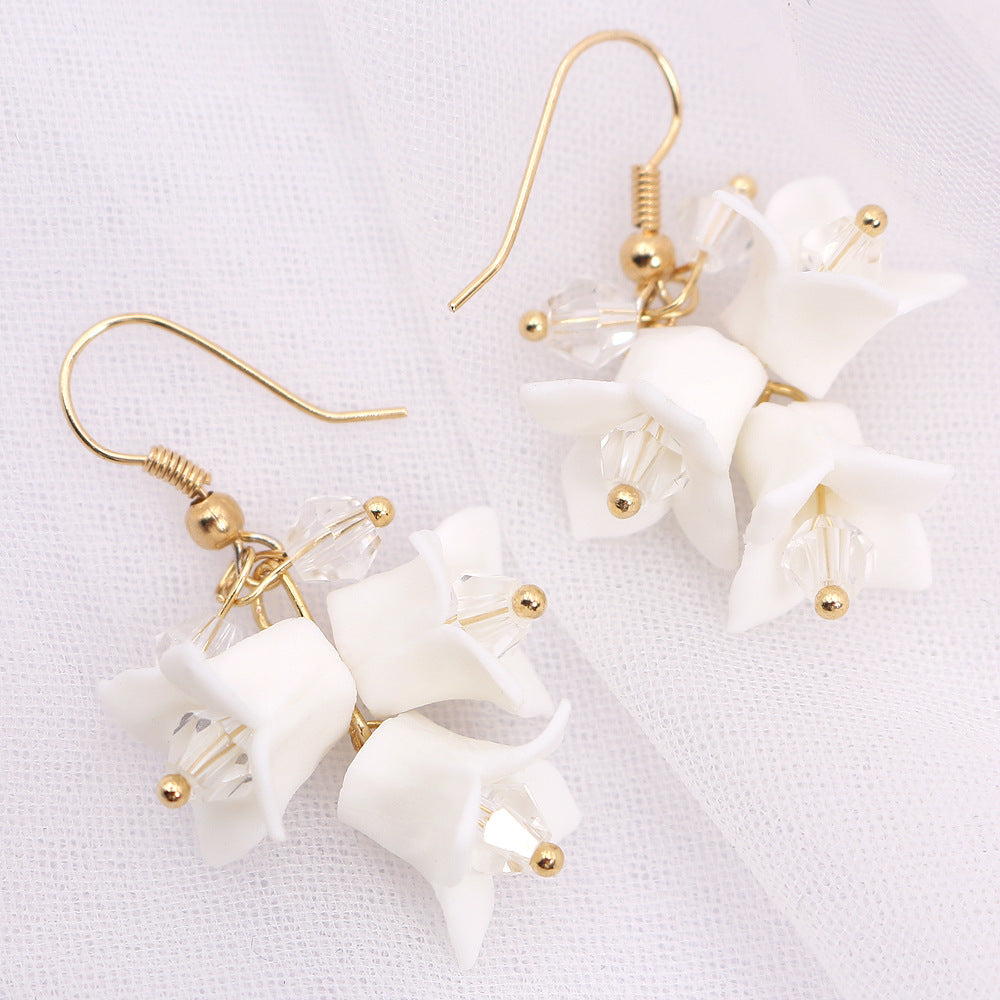 Handmade White Flower Earrings - Sugar & Eddie